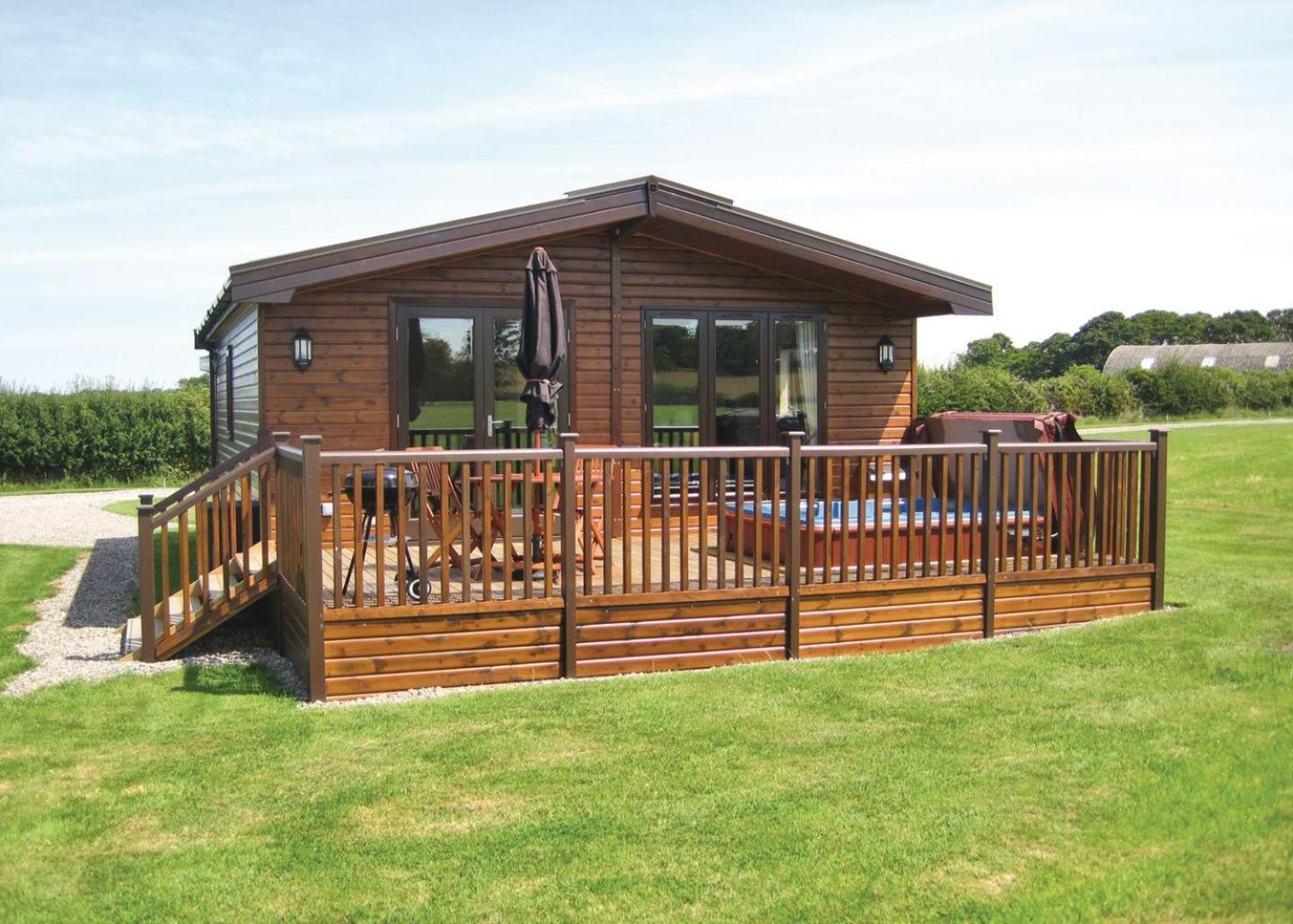 Wighill Manor Lodges Tadcaster Exterior photo